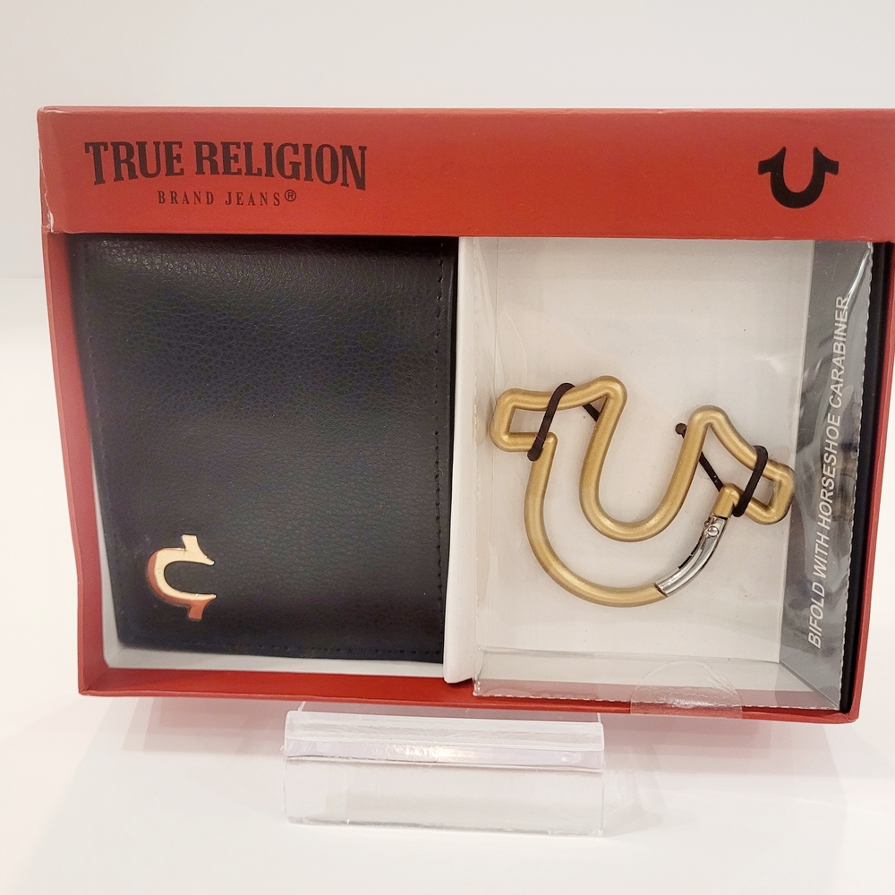 NWT True Religion Black Wallet set